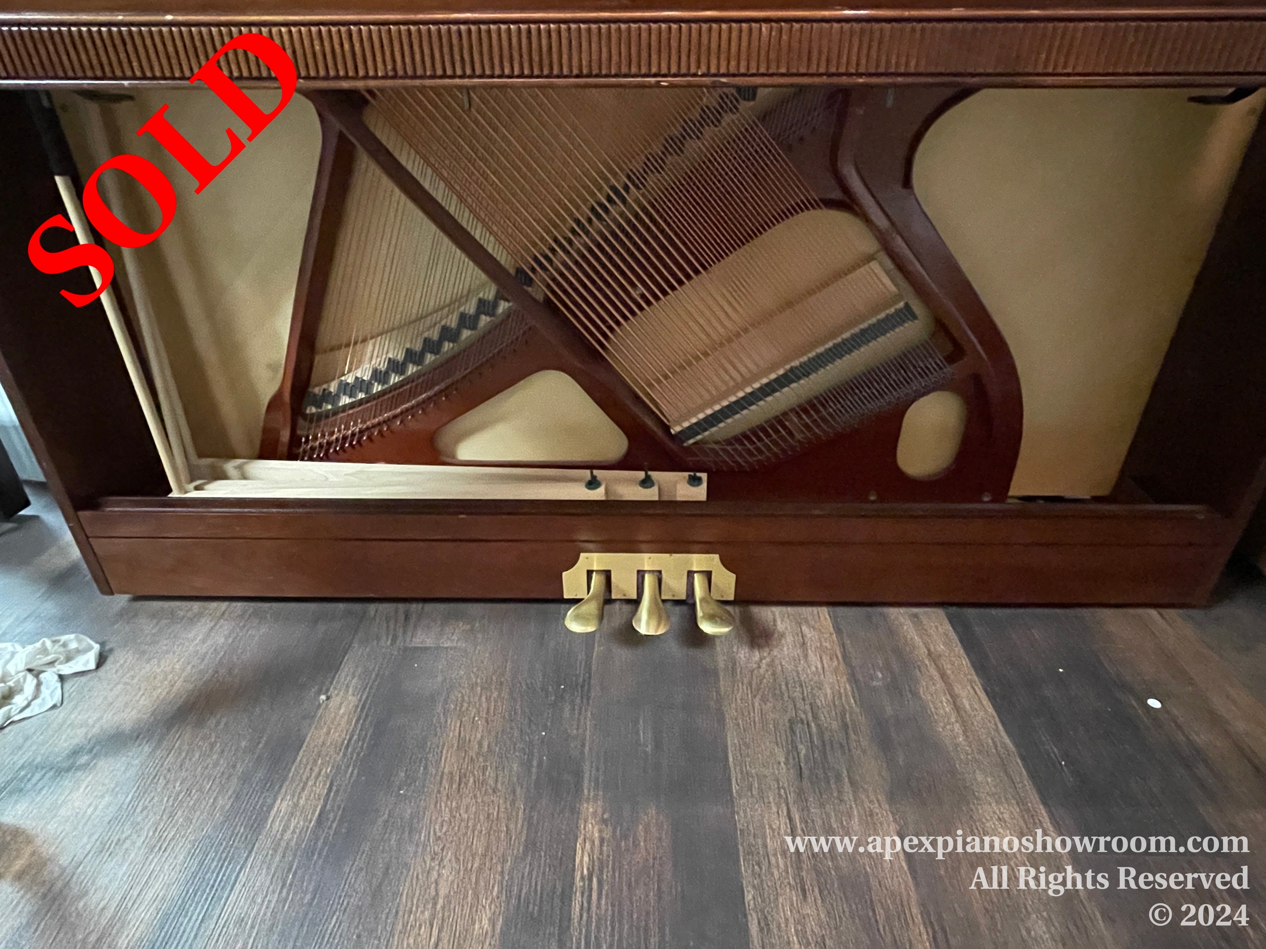 Bladwin 662E Classic (Used Upright Piano For Sale) – Apex Piano