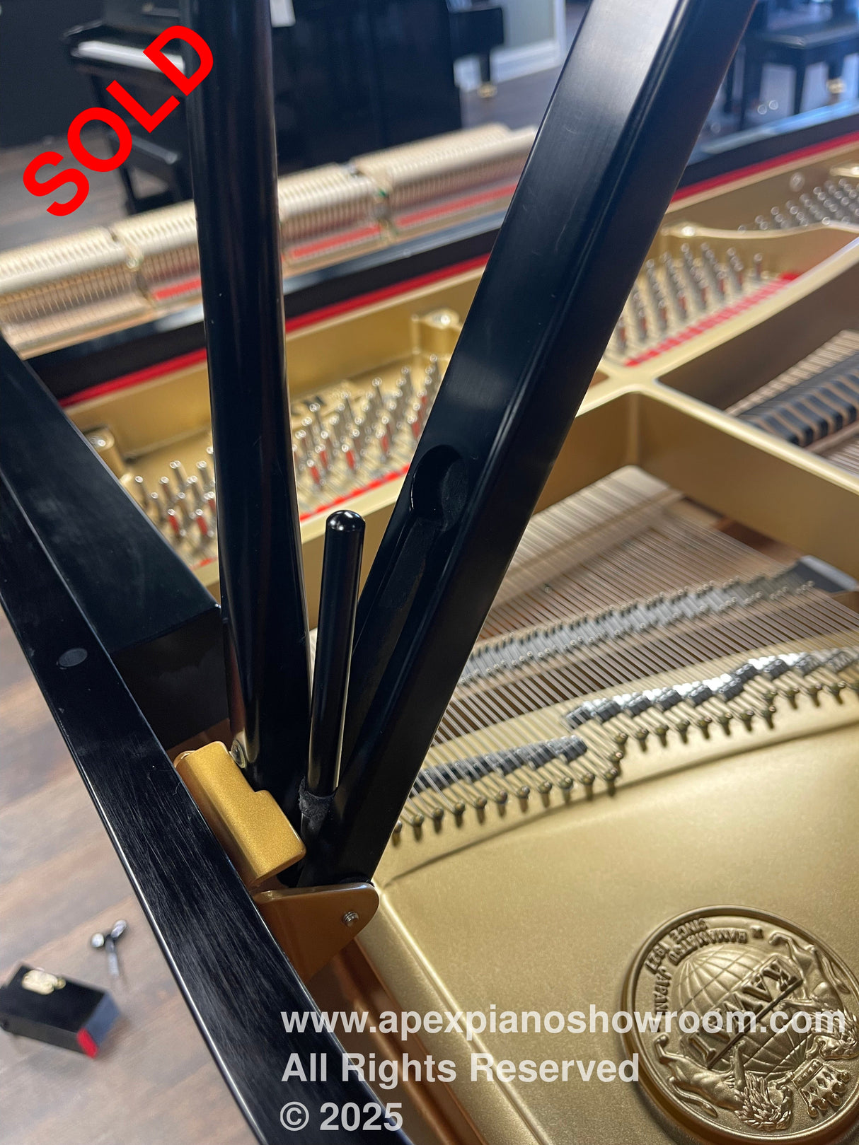 Kawai RX-1 (Used Grand Piano For Sale)